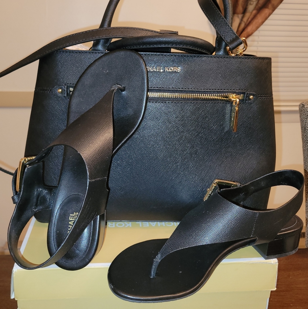 Michael Kors purse